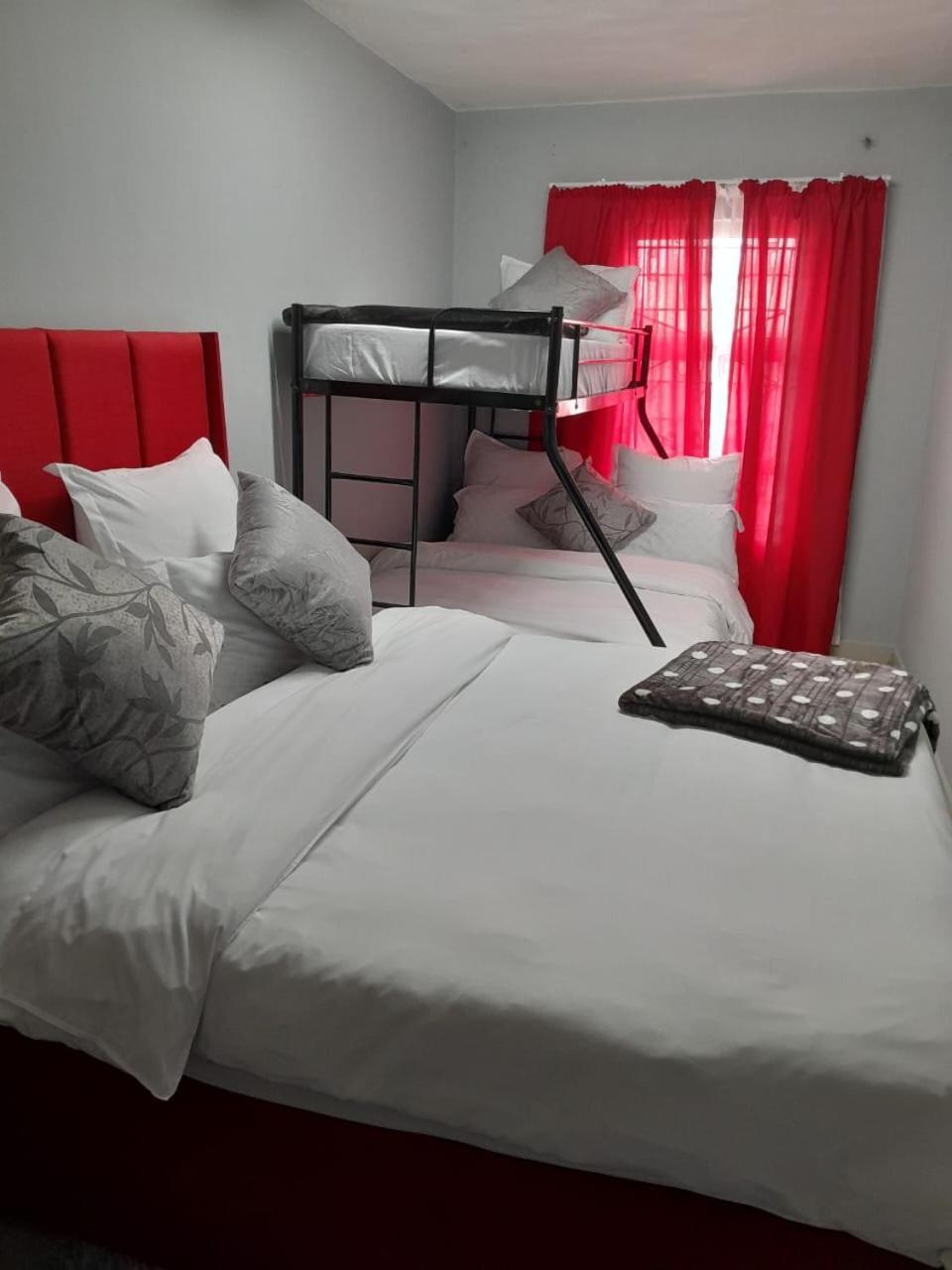 Brooklyn Queens And Kings Guesthouse كيب تاون المظهر الخارجي الصورة